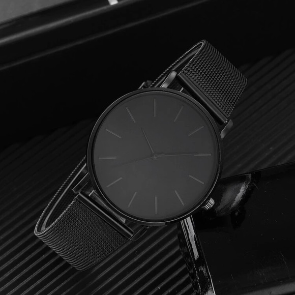 New Men’s Sleek Black On Black Stainless Steel Round Pointer Quartz Watch - Picture 4 of 12